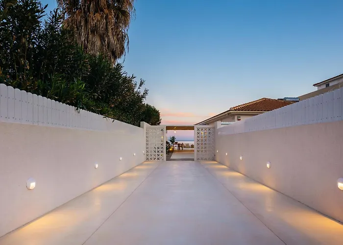 Salty Angel Sea Front Villa